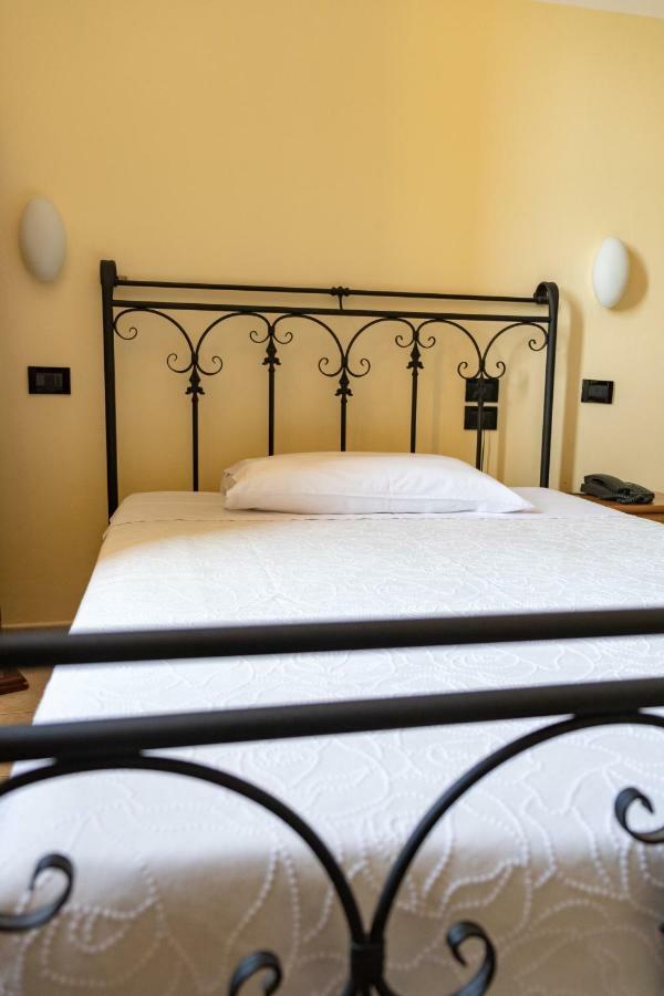 Hotel Fattori Bologna Buitenkant foto